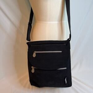 Baggallini Black Nylon Crossbody Bag Lightweight Travel Multi Pocket Purse